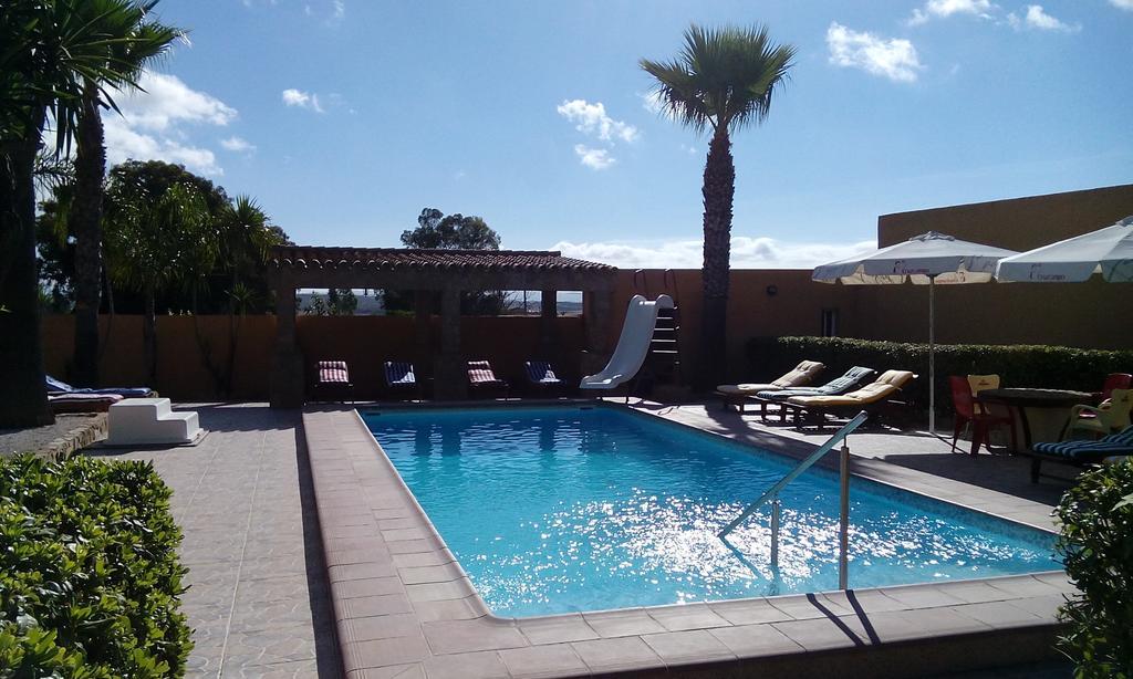 Alojamiento El Chaparro Barbate Junto A La Venta El Loro Exterior photo