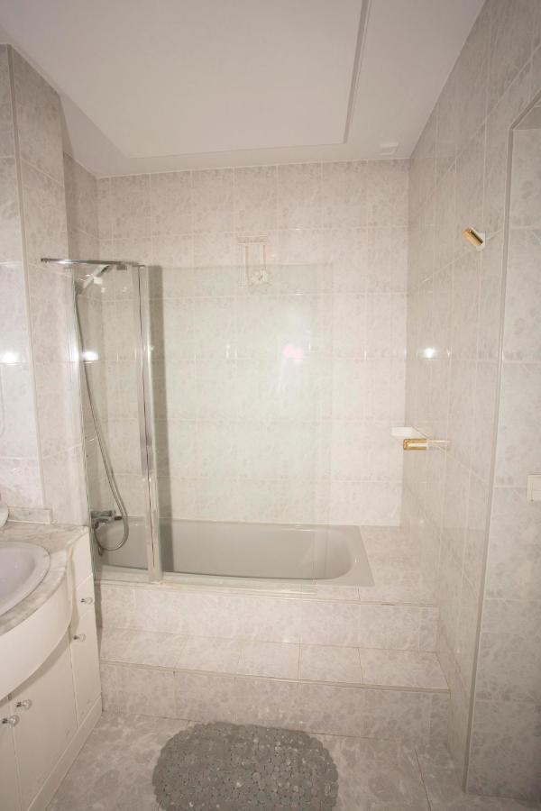 Alojamiento El Chaparro Barbate Junto A La Venta El Loro Exterior photo